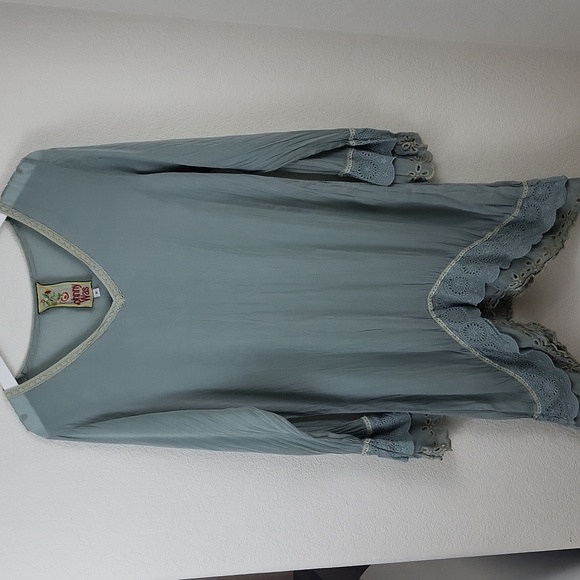 Johnny Was Dresses & Skirts - Johnny Was Pullover Tunic Dress Women's Medium Blue Green Eyelet *Flawed*